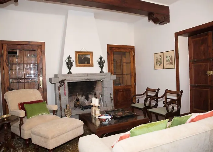 Bellasombra Suites Bed & Breakfast