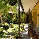 Bellasombra Suites