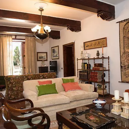 Bellasombra Suites